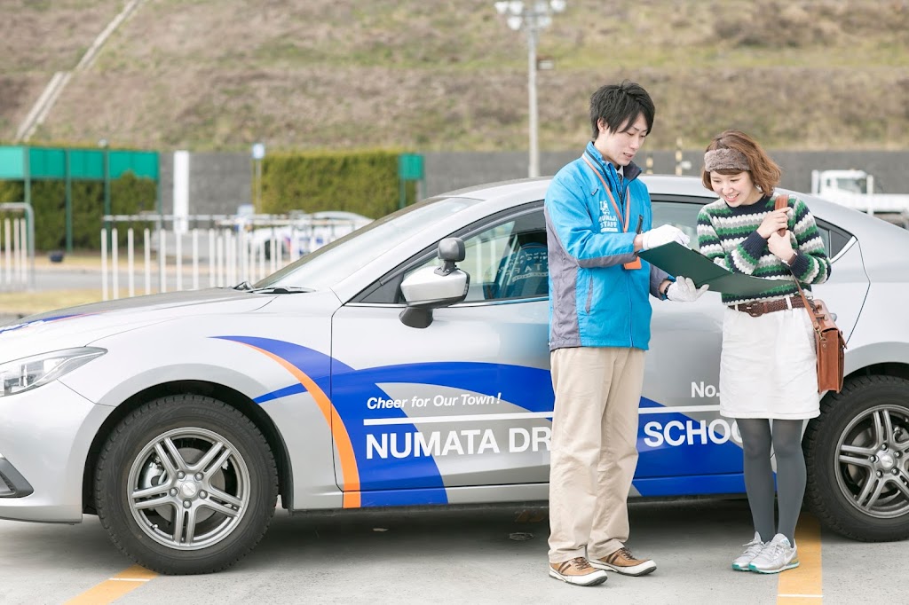 なぜ街の小公園から遊具が消えた？禁止だらけの真相と2026年再整備