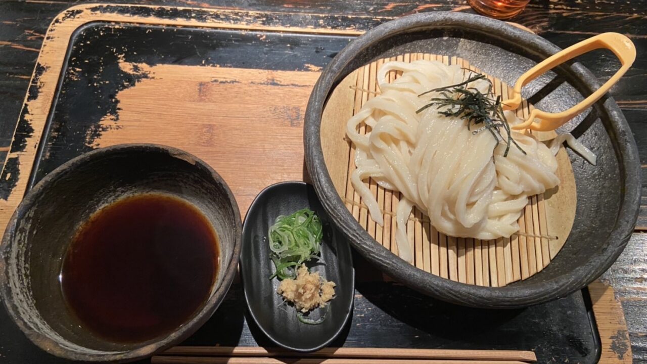 【2026年最新取材】京都うどんの絶対王者「山元麺蔵」が魅せる進化——至高の一杯と伝説の神接客が紡ぐ感動の現在地