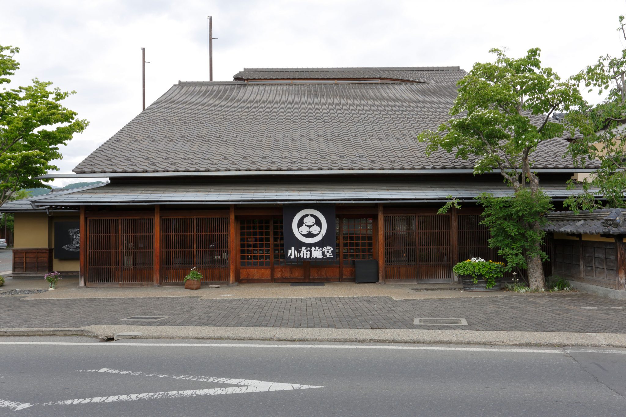 小布施堂本店の朱雀は予約なし不可？整理券の最新ルールとランチ攻略法