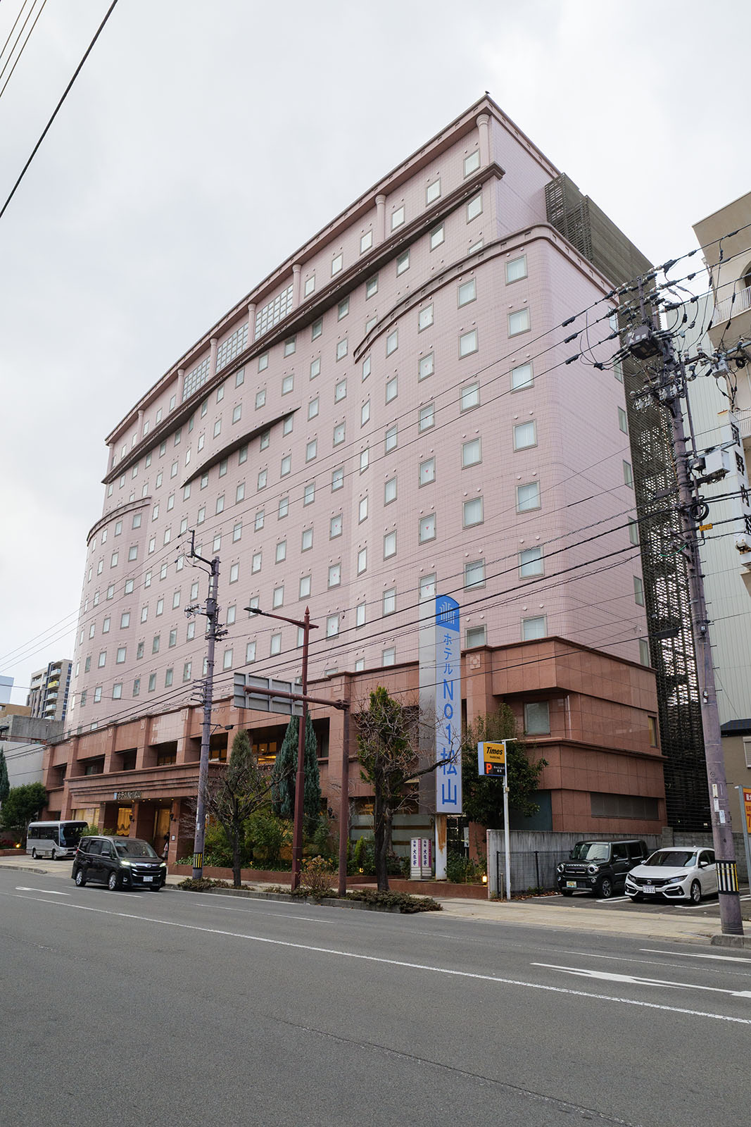 ホテルNo.1松山の口コミと評判は？露天風呂や朝食の真相を徹底検証