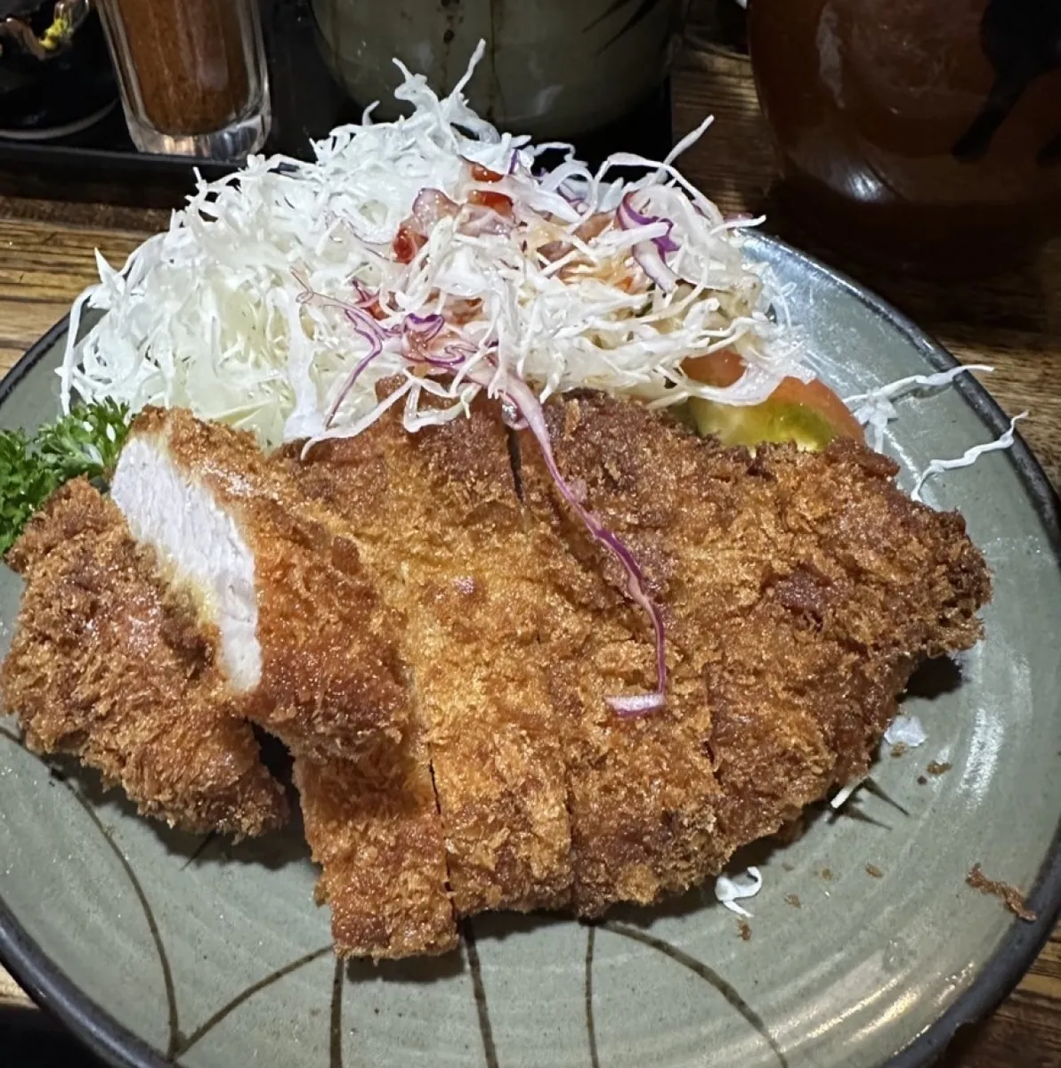 新宿西口「豚珍館」の真実！極厚カツと豚汁おかわり自由の全貌