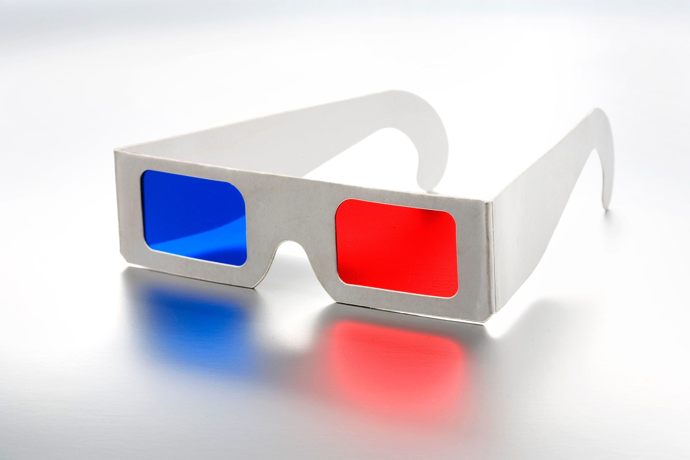 映画の3Dメガネ持ち帰りや料金は？劇場の違いと快適装着術を徹底解説