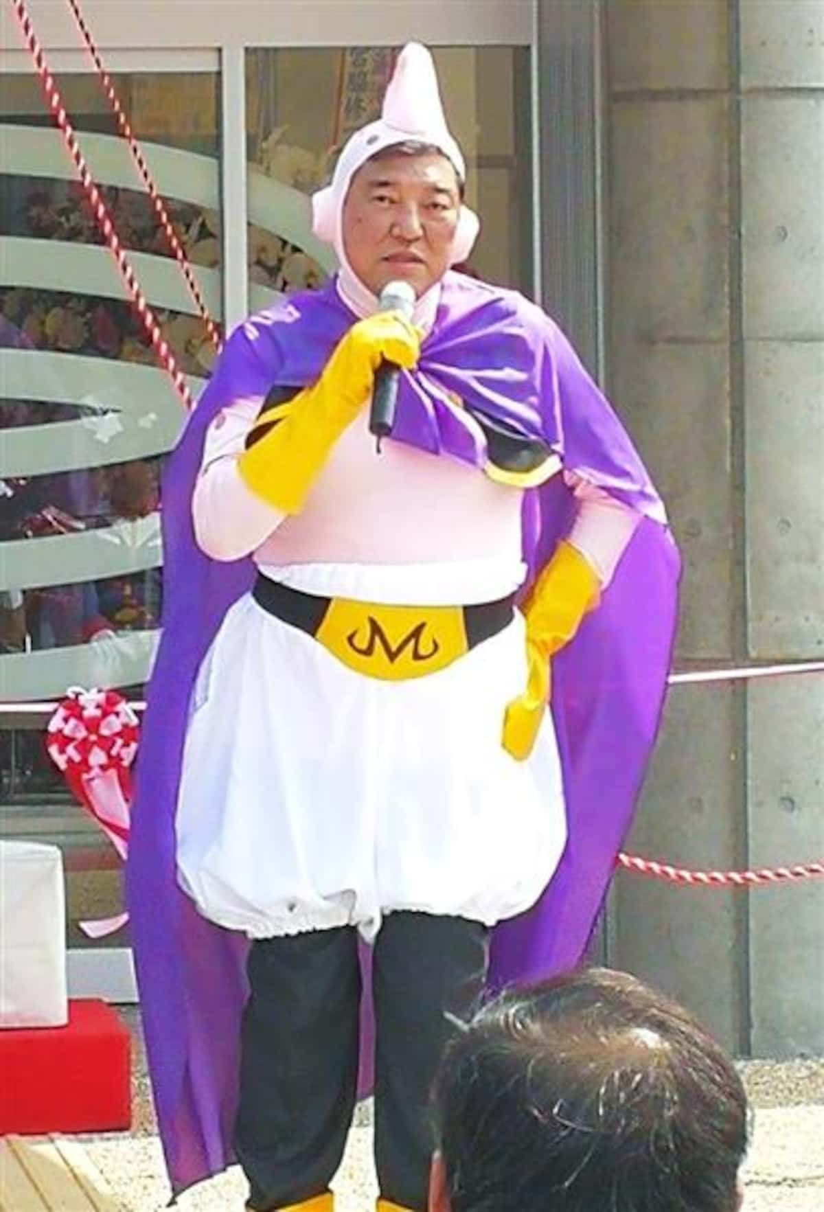 石破茂の魔人ブウ姿がなぜ今再び話題？伝説写真の裏側と政界の真実