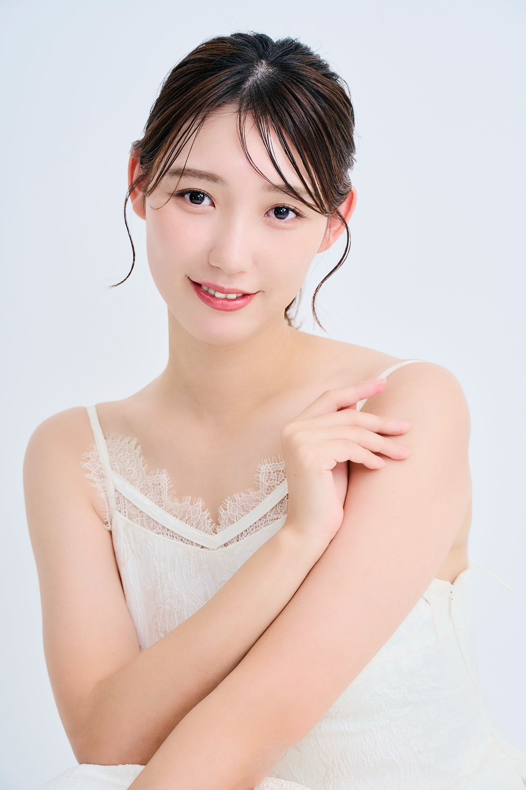 規格外の美学で時代を射抜く――新田ゆうが2026年のメディアシーンで見せつける「個の覚醒」と熱狂の正体