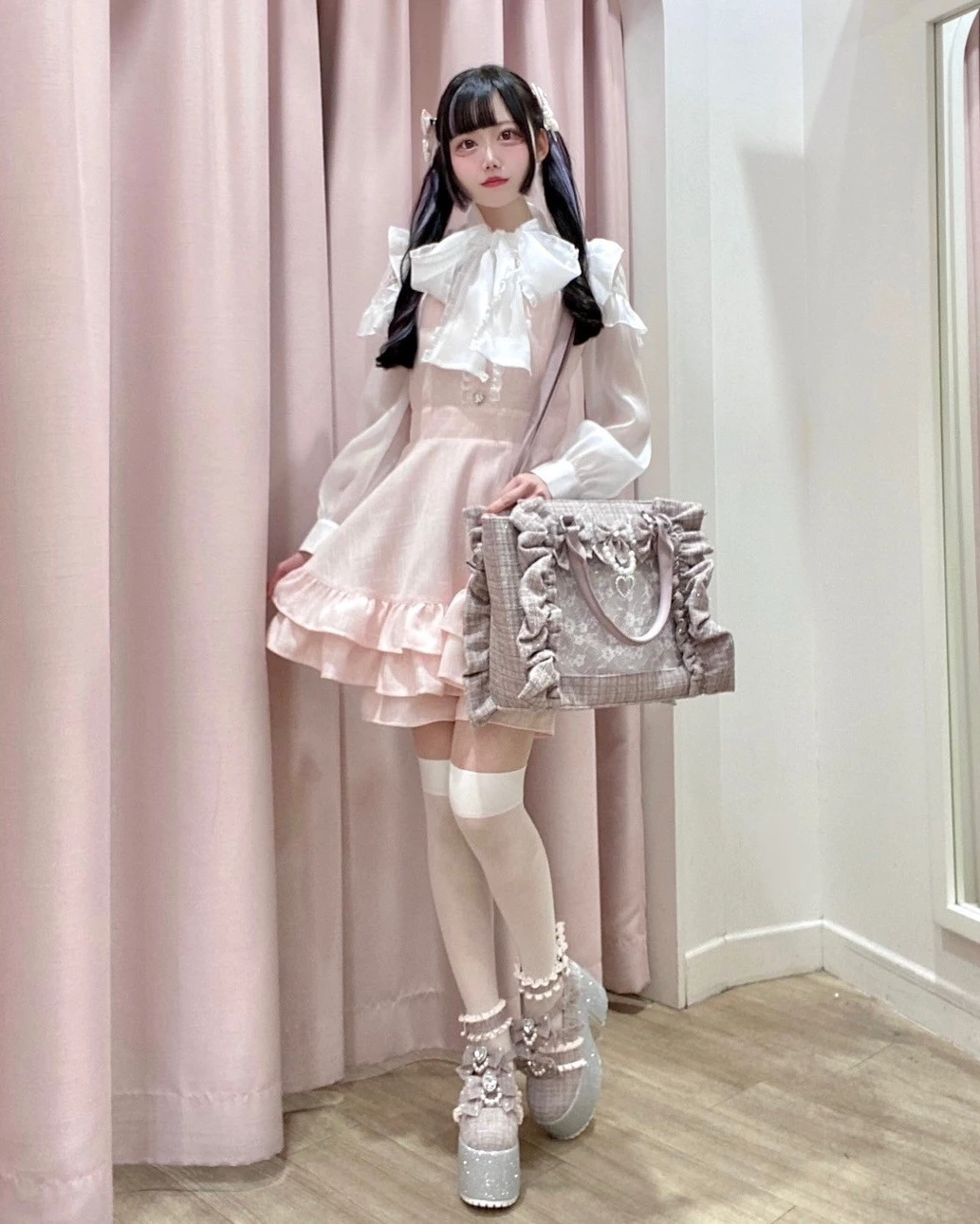 2026年、原宿ガーリーの覇者が世界を揺らす——「Ank Rouge」が仕掛けるファッション革命の全貌