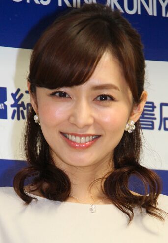 【2026最新】 伊藤 綾子 匂わ せ 私服＆私生活最新ショット #652