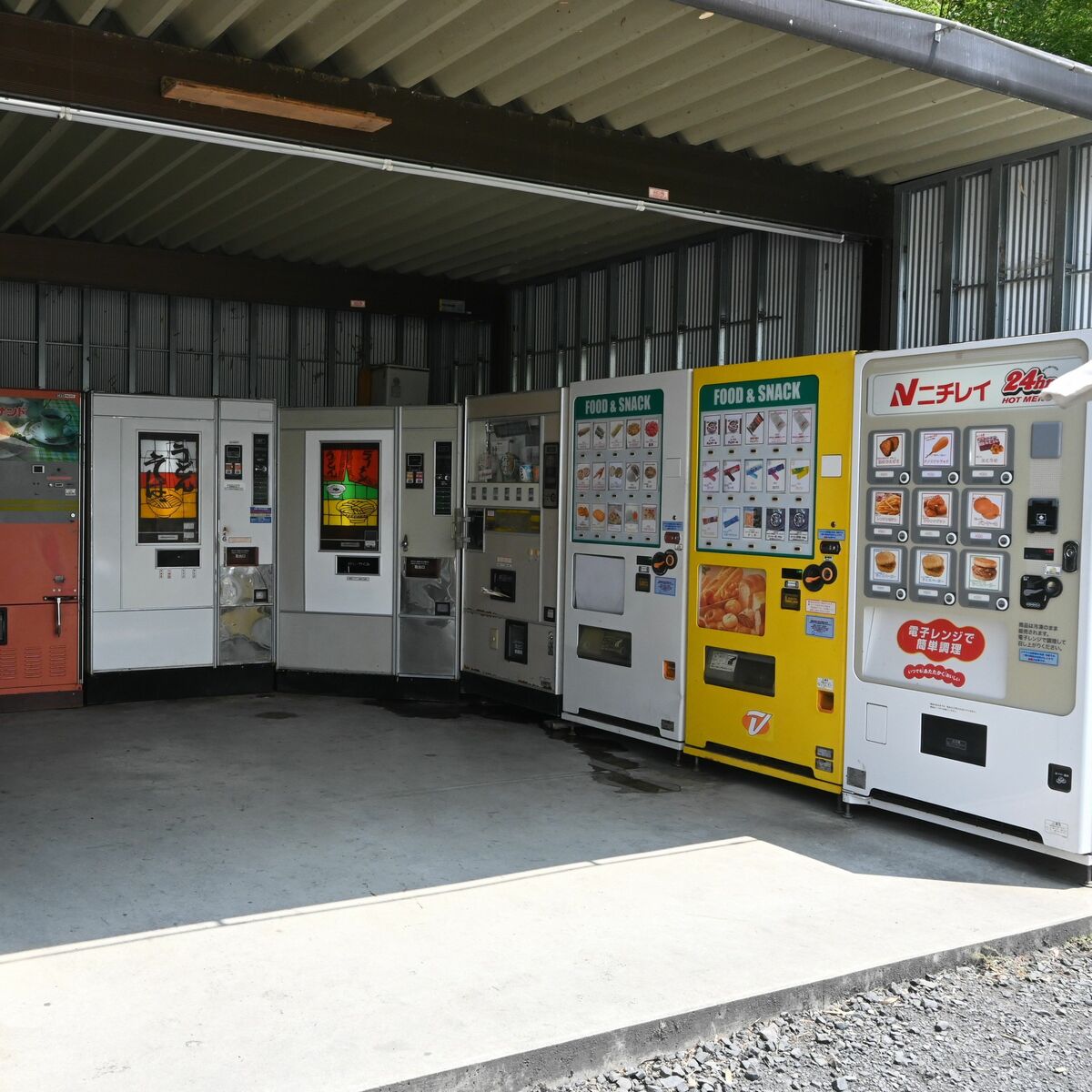 栃木のレトロ自販機2026最新マップ！激レア名所と稼働状況を調査