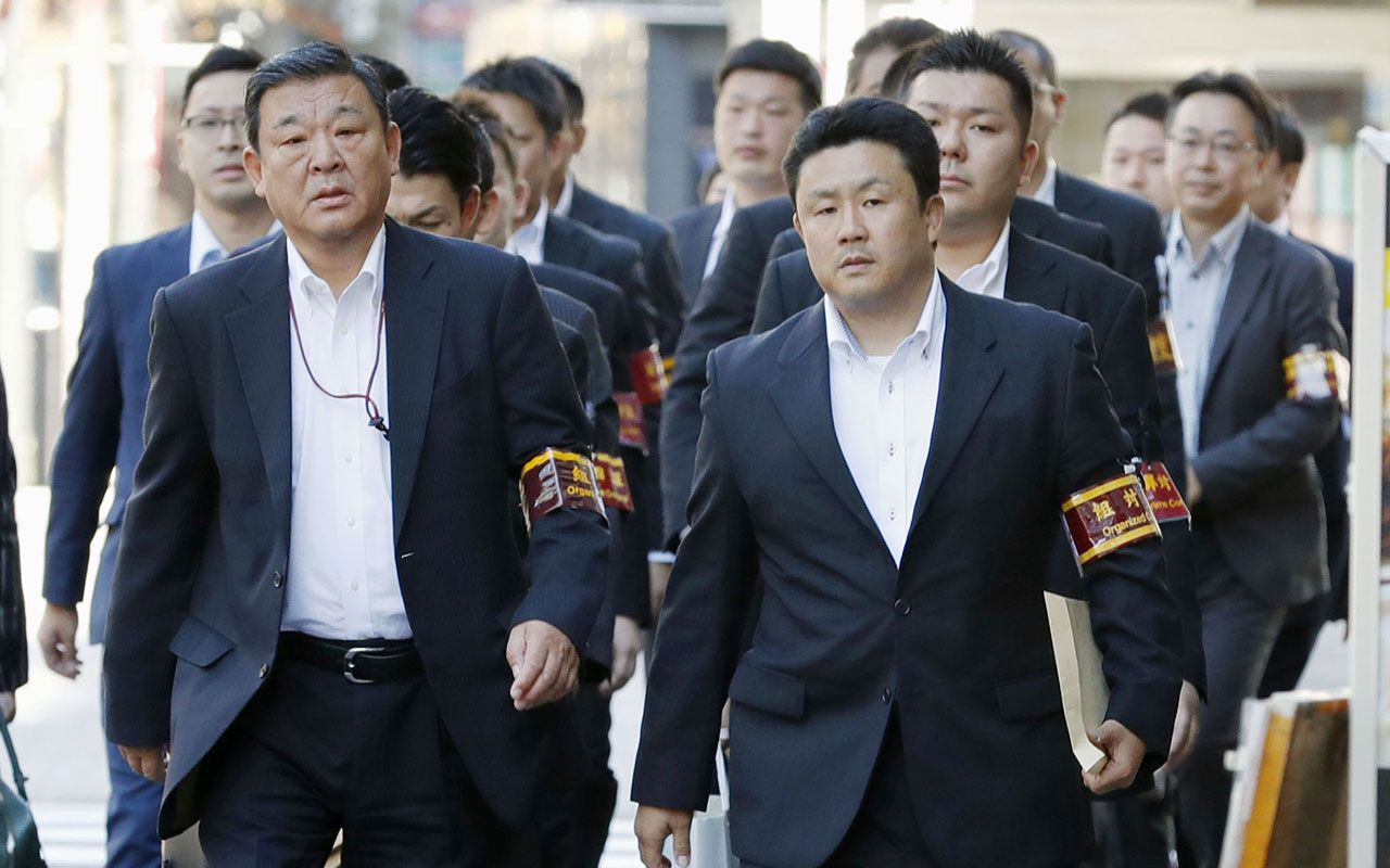 闇社会に挑むマルボウ！捜査四課の危険な実態と一課との違い