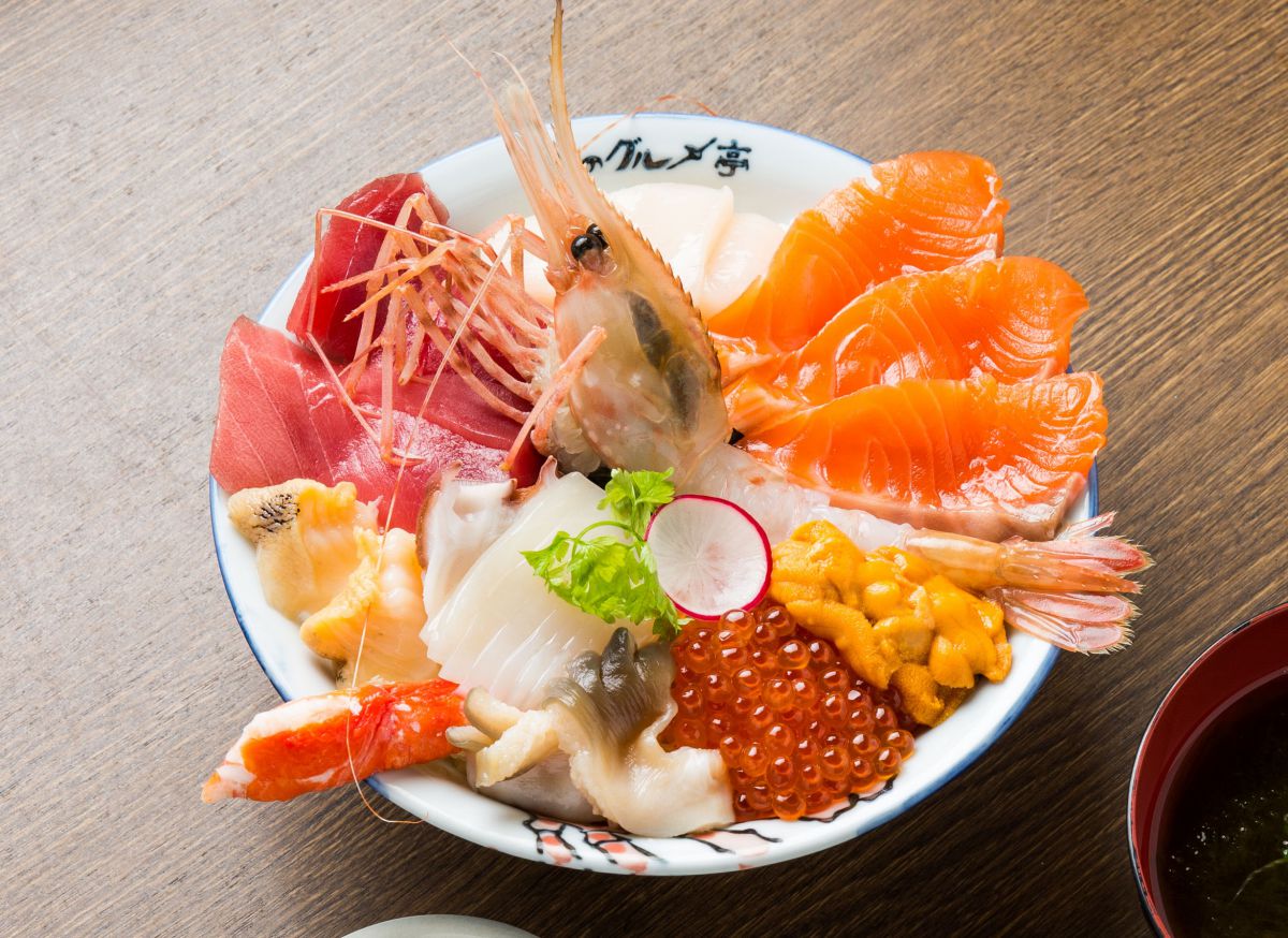 北のグルメ亭の評判と海鮮丼の真実！無料送迎から混雑回避まで徹底解説