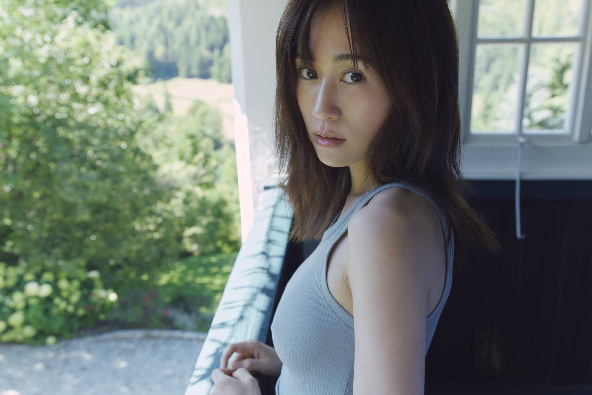 前田敦子の写真集画像と歴代グラビア総まとめ！伝説の水着から現在の姿まで