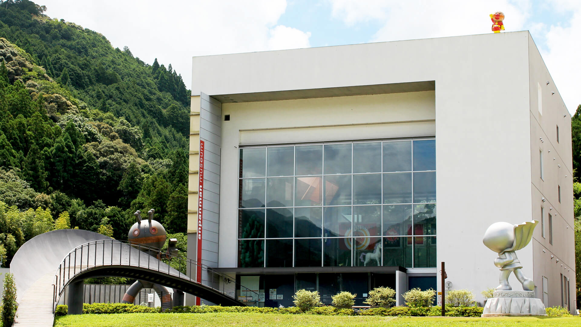 聖地巡礼！高知アンパンマンミュージアム攻略と混雑回避の裏ワザ