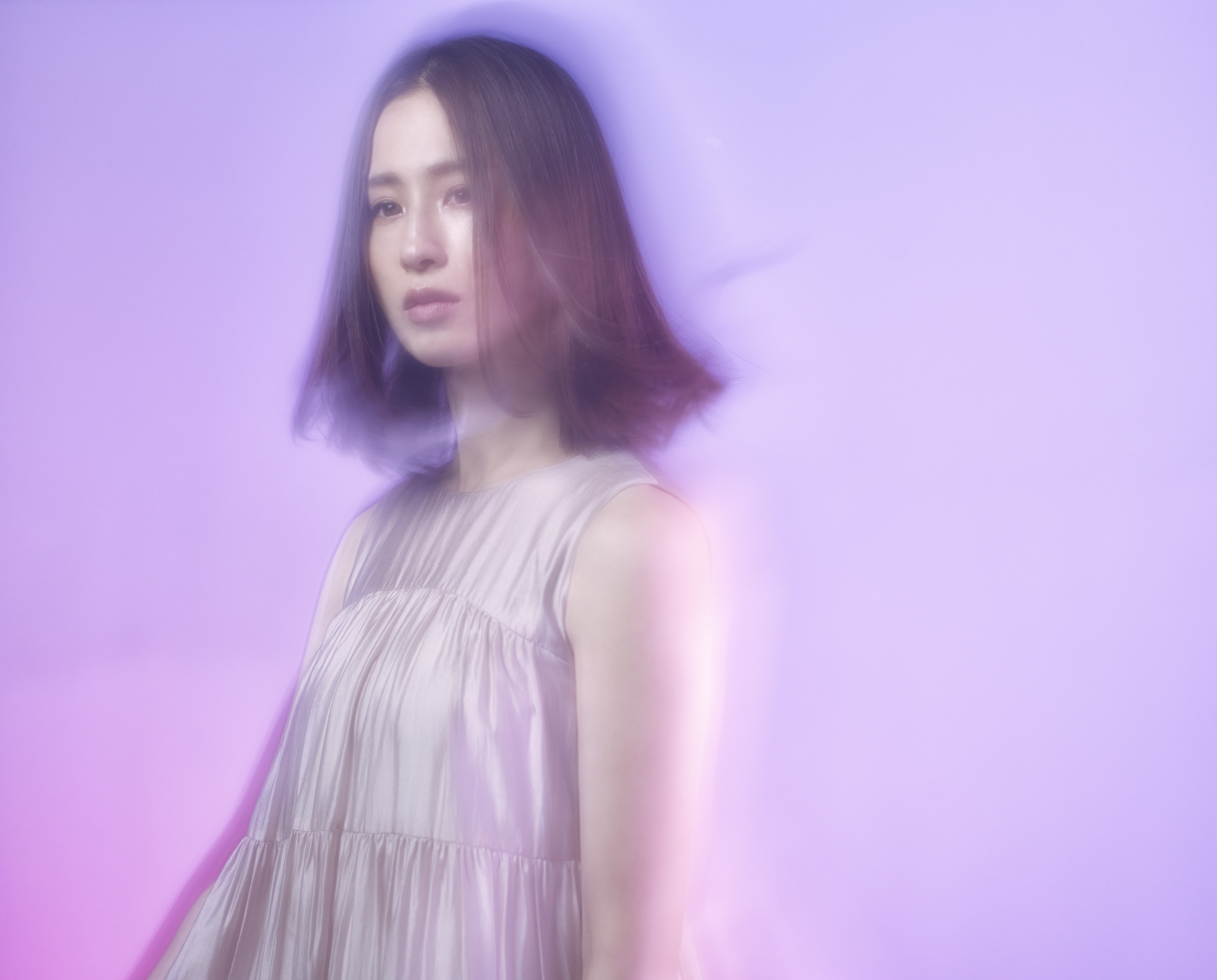 息をのむ透明感の奥底へ。謎多きシンガーUruの素顔と表現の核心