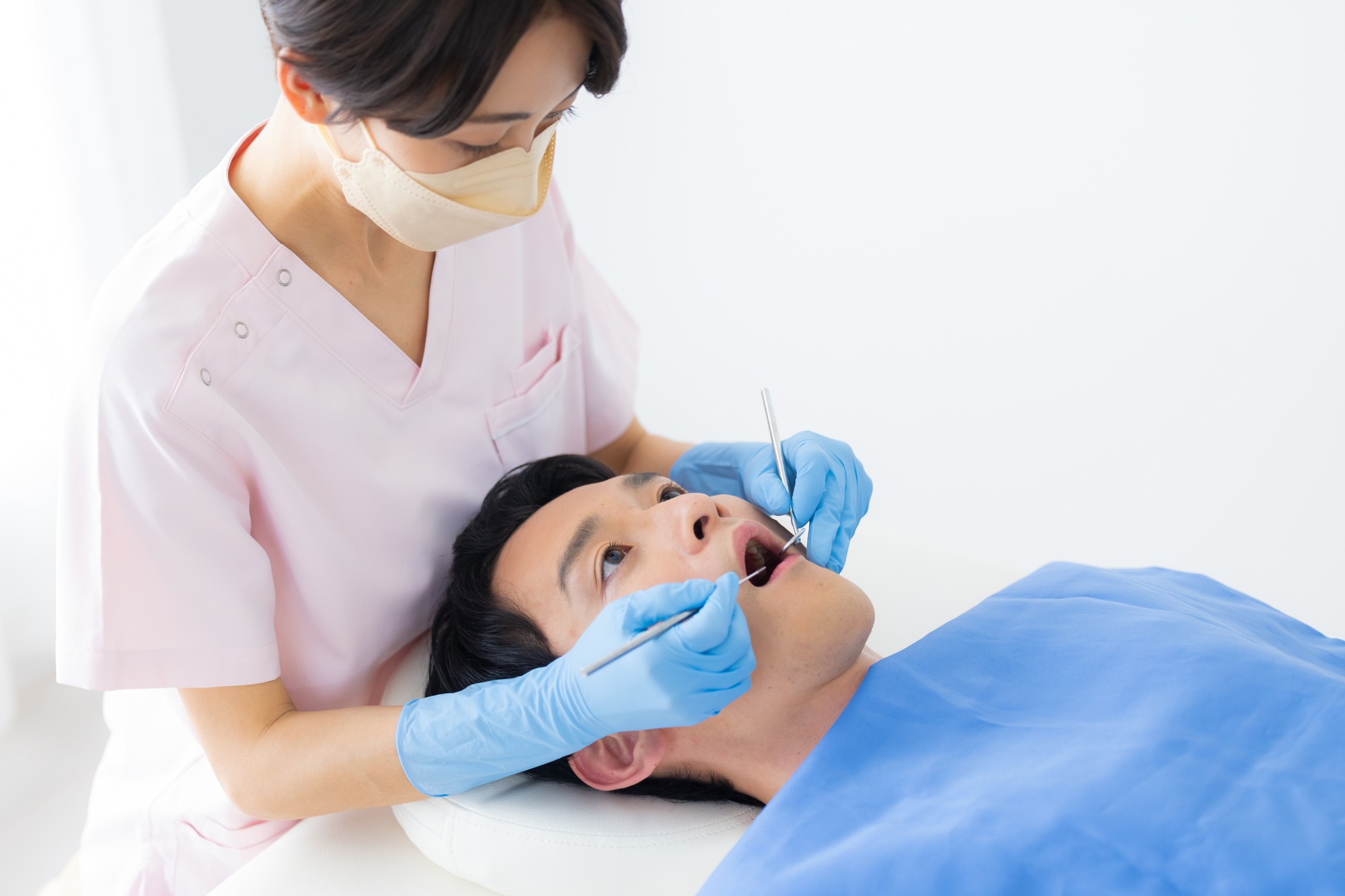 歯医者はコンビニより多い？最新データ比較と乱立の真相を徹底解剖