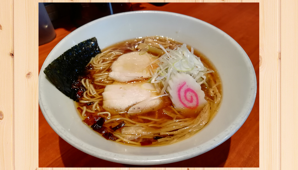 久喜の名店「中華そば輝羅」人気の真相！濃厚鶏白湯の魅力と混雑回避術